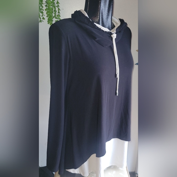 Joseph Ribkoff Black and Cream Colored Slouch Collar Top 8 - Picture 2 of 8